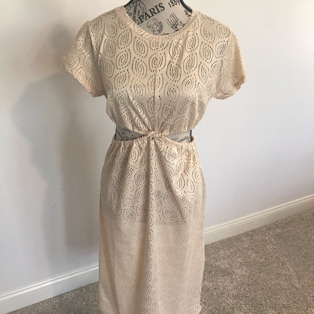 Miken Cream Sheath Midi Dress with Crew Neck